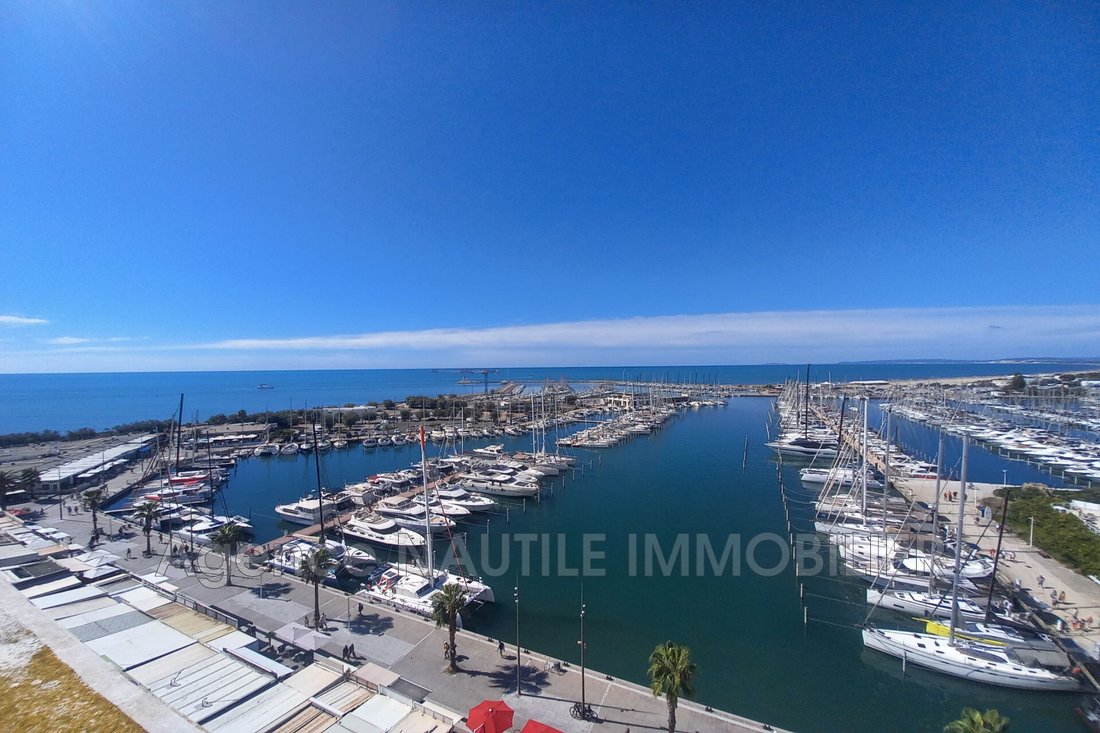 Apartment in La Grande-Motte, Occitania, France 1 - 14101268