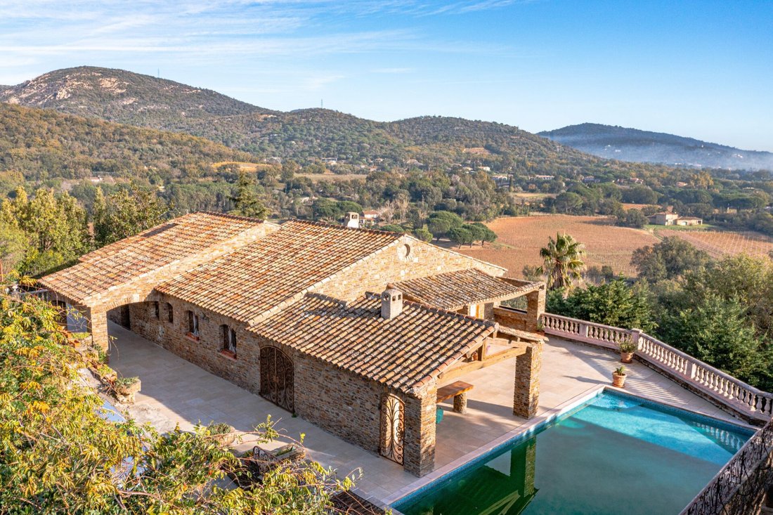 Villa in Grimaud, Provence-Alpes-Côte d'Azur, France 3 - 16171222