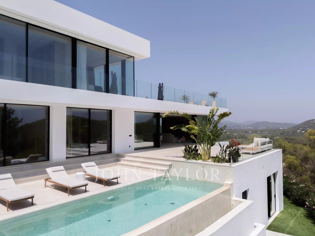 Villa in Roca Llisa, Santa Eularia des Riu, Balearic Islands 1 - 13729918