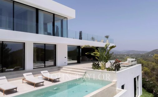 Villa in Roca Llisa, Santa Eularia des Riu, Balearic Islands 1