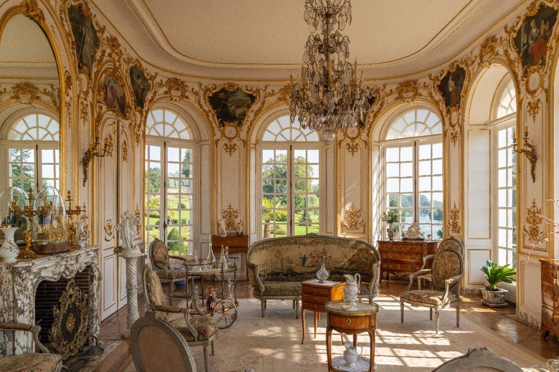 The Folly of Buissy: A Versailles Whisper Along the Somme’s Edge