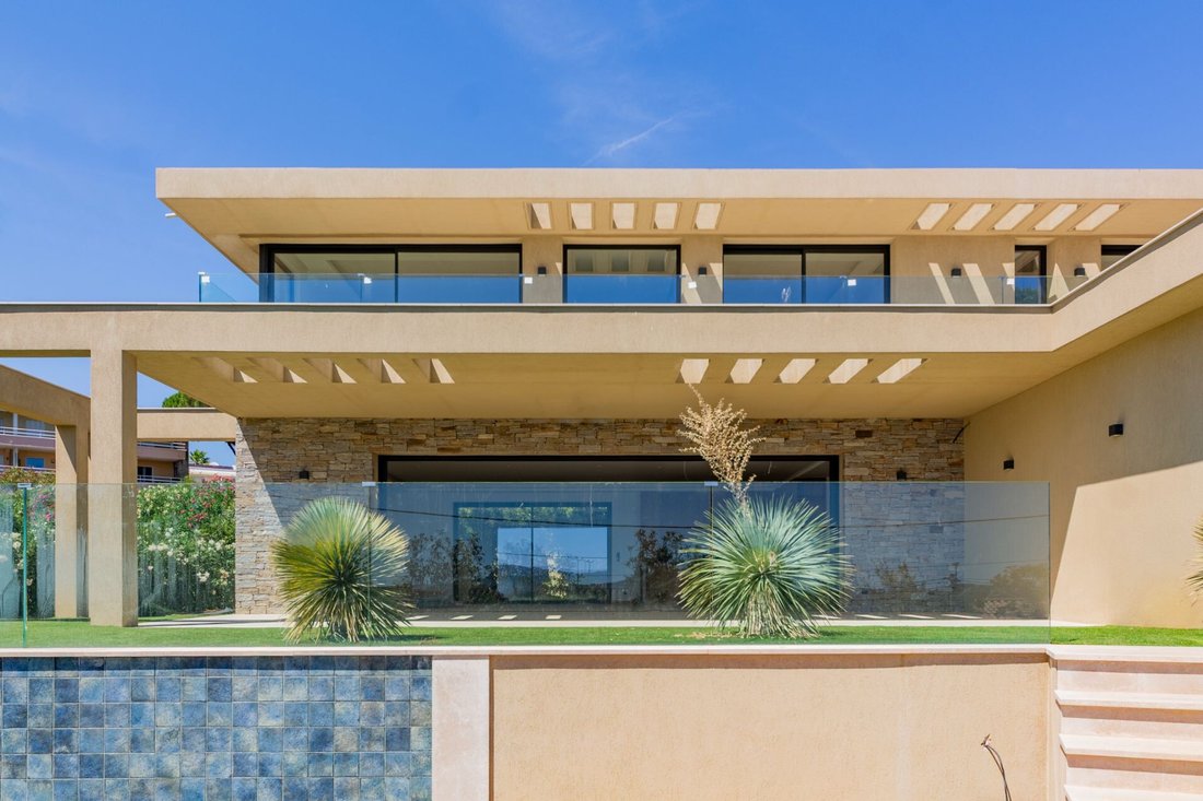 Villa in Ville-Les Saquedes-Le Bouillonnet, Sainte-Maxime, France 4 - 16171185