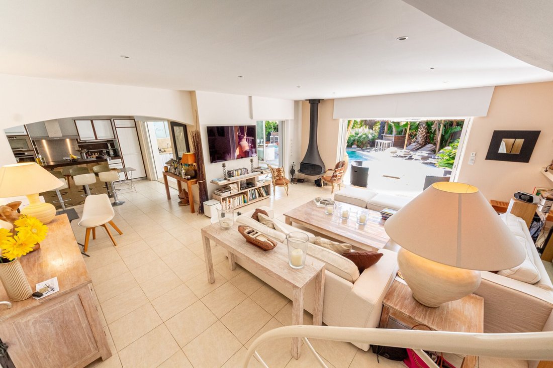 Villa in Ville-Les Saquedes-Le Bouillonnet, Sainte-Maxime, France 5 - 16171325