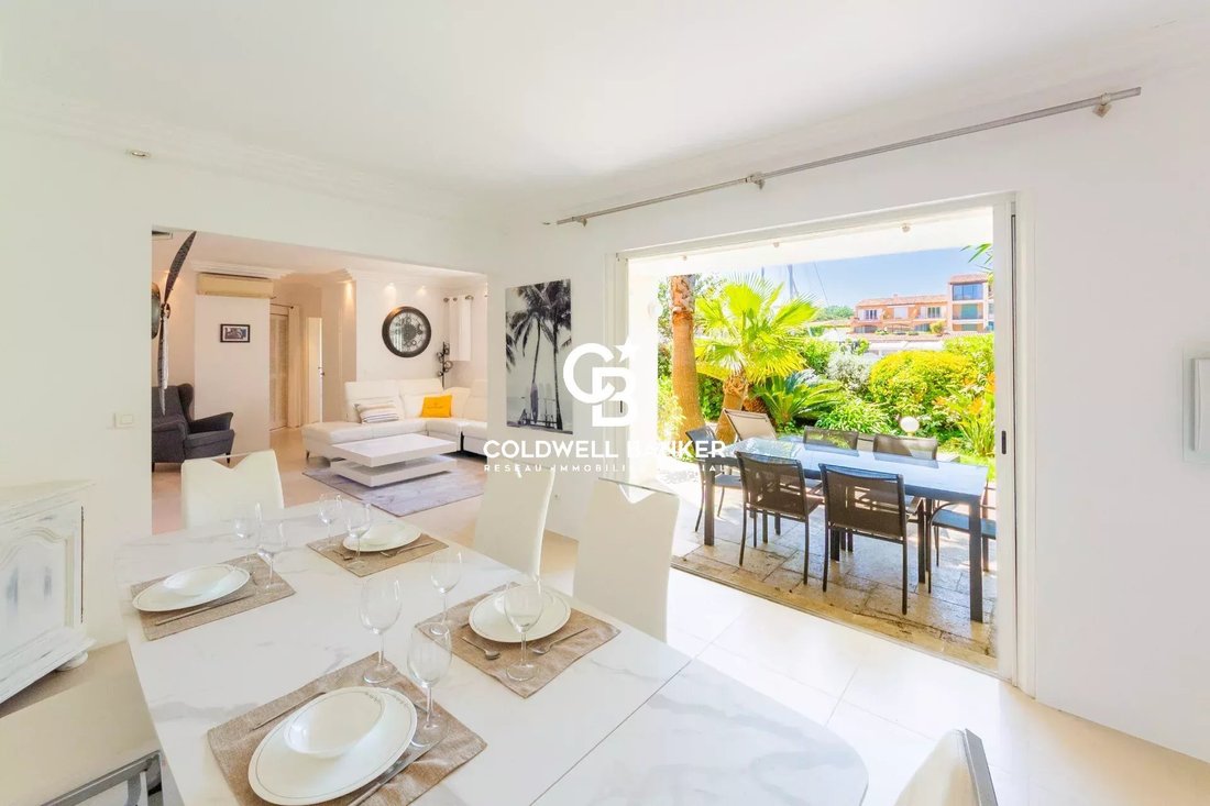 Apartamento en Cogolin, Provenza-Alpes-Costa Azul, Francia 1 - 16172573