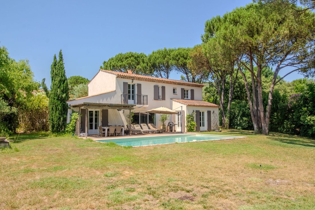 Villa in Grimaud, Provence-Alpes-Côte d'Azur, France 1 - 16171166