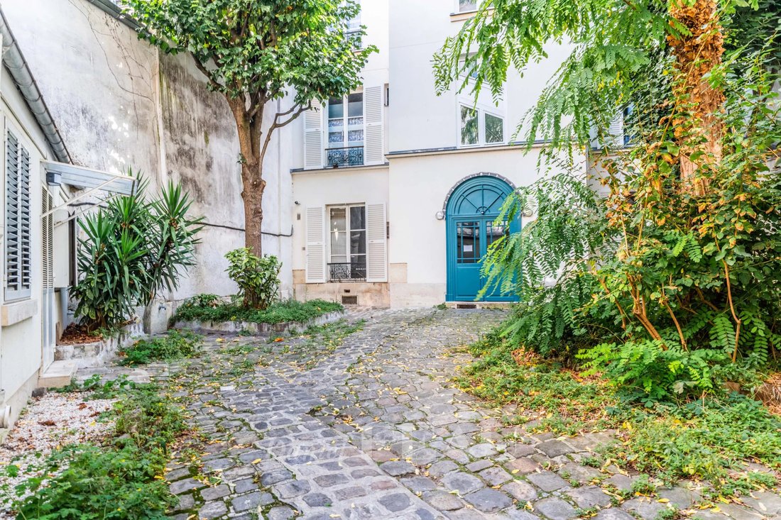 Apartment in Saint Germain des Prés, Paris 6e Arrondissement, Paris 2 - 16172677