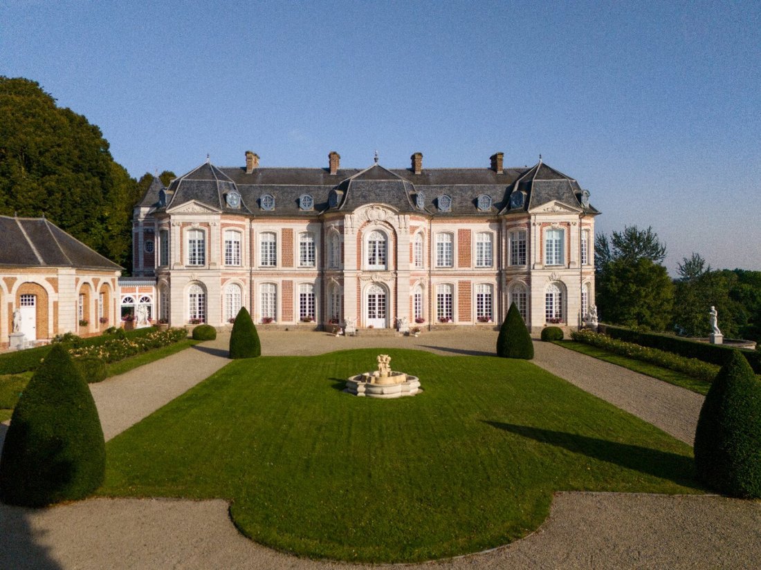 The Folly of Buissy: A Versailles Whisper Along the Somme’s Edge