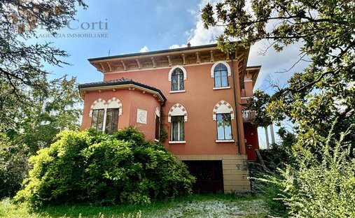 Villa in Lonigo, Veneto, Italy 1