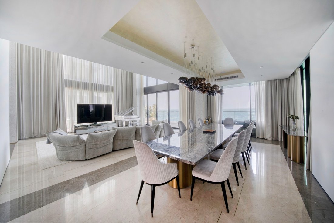 Villa in Umm Suqeim, Dubai, United Arab Emirates 5 - 16175743