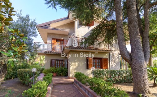 Villa à San Giovanni la Punta, Sicile, Italie 1