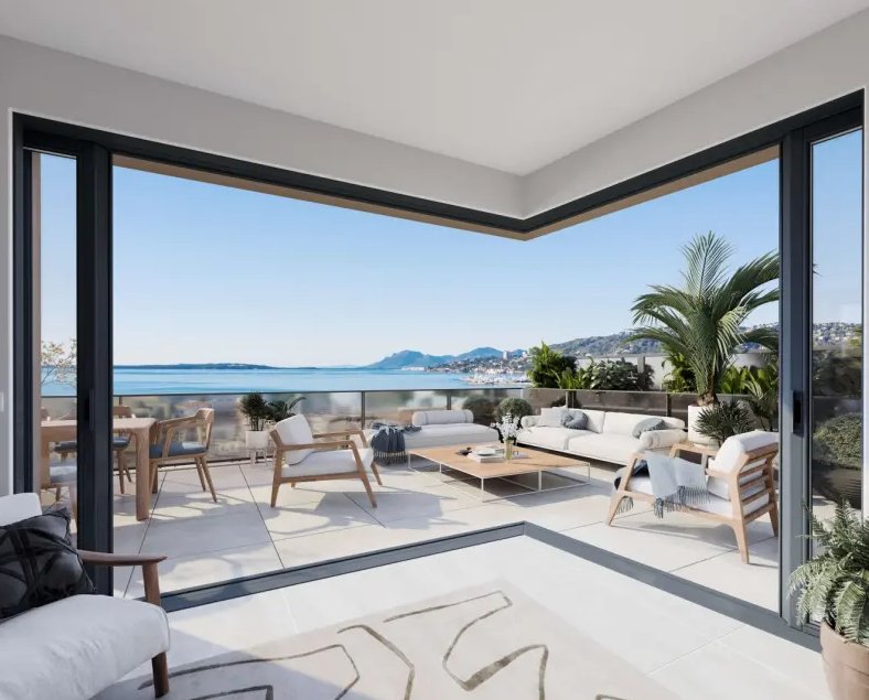 Penthouse in Vieille Ville, Antibes, France 1 - 16179214