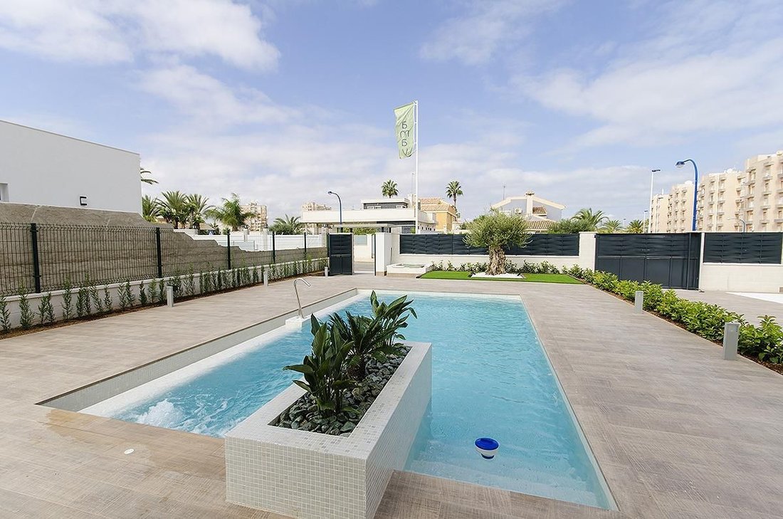 Villa in Dehesa de Campoamor, Orihuela, Valencian Community 4 - 16180162