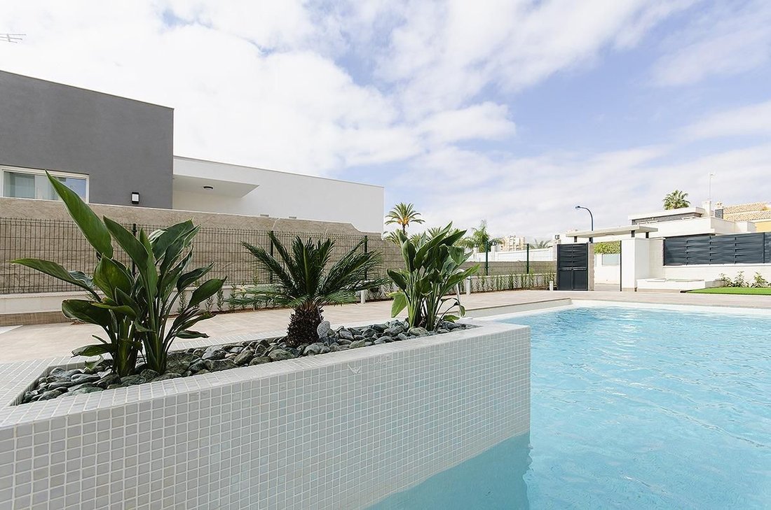 Villa in Dehesa de Campoamor, Orihuela, Valencian Community 5 - 16180162