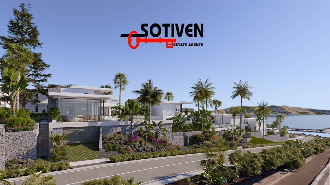 Villa in Guia de Isora, Canary Islands, Spain 2 - 16180156