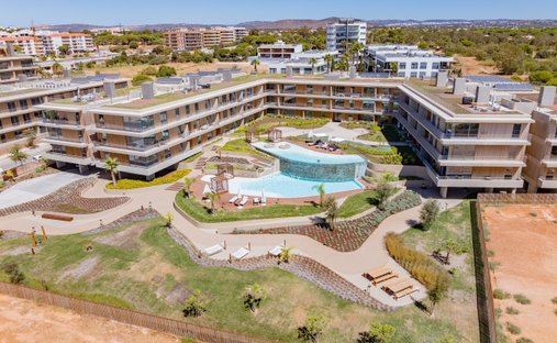 Apartment in Quarteira, Algarve, Portugal 1