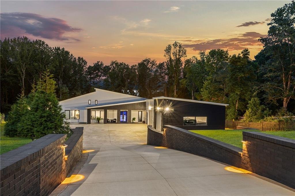 House in Suwanee, Georgia, United States 2 - 16180850