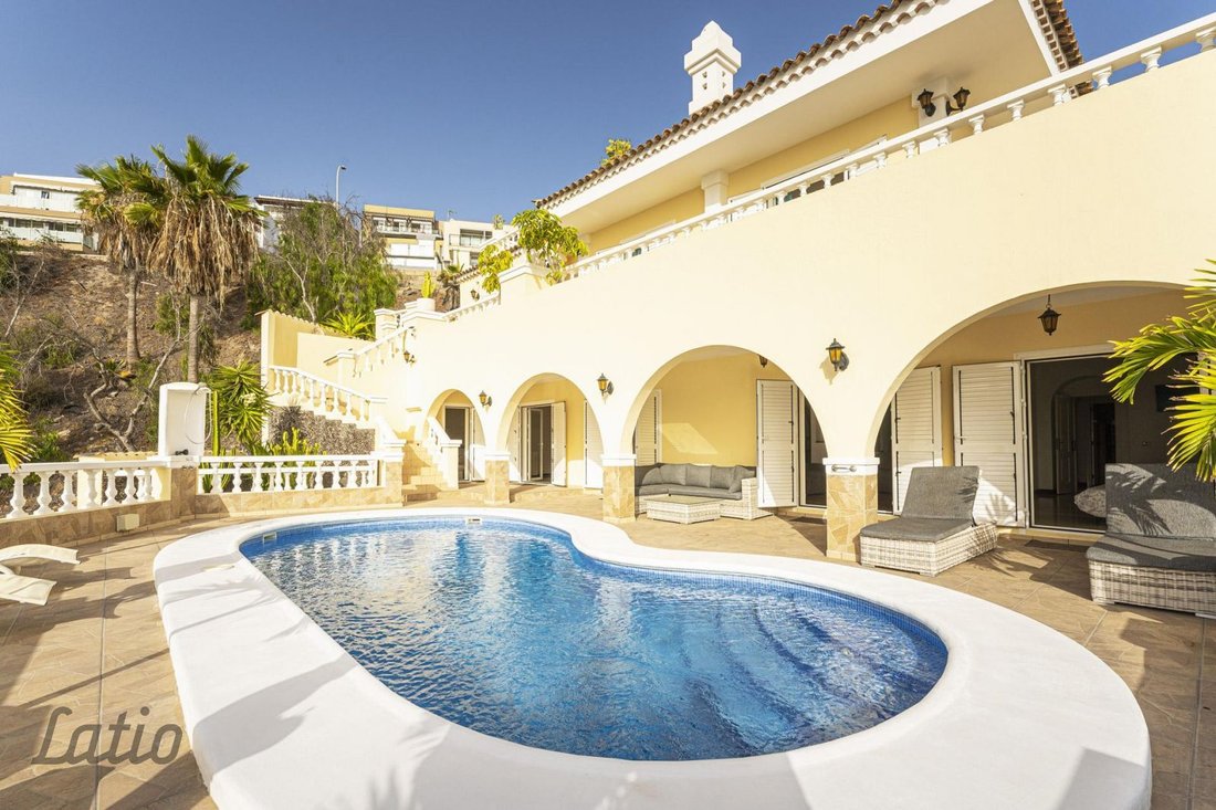 House in Costa Adeje, Adeje, Canary Islands 1 - 16183021