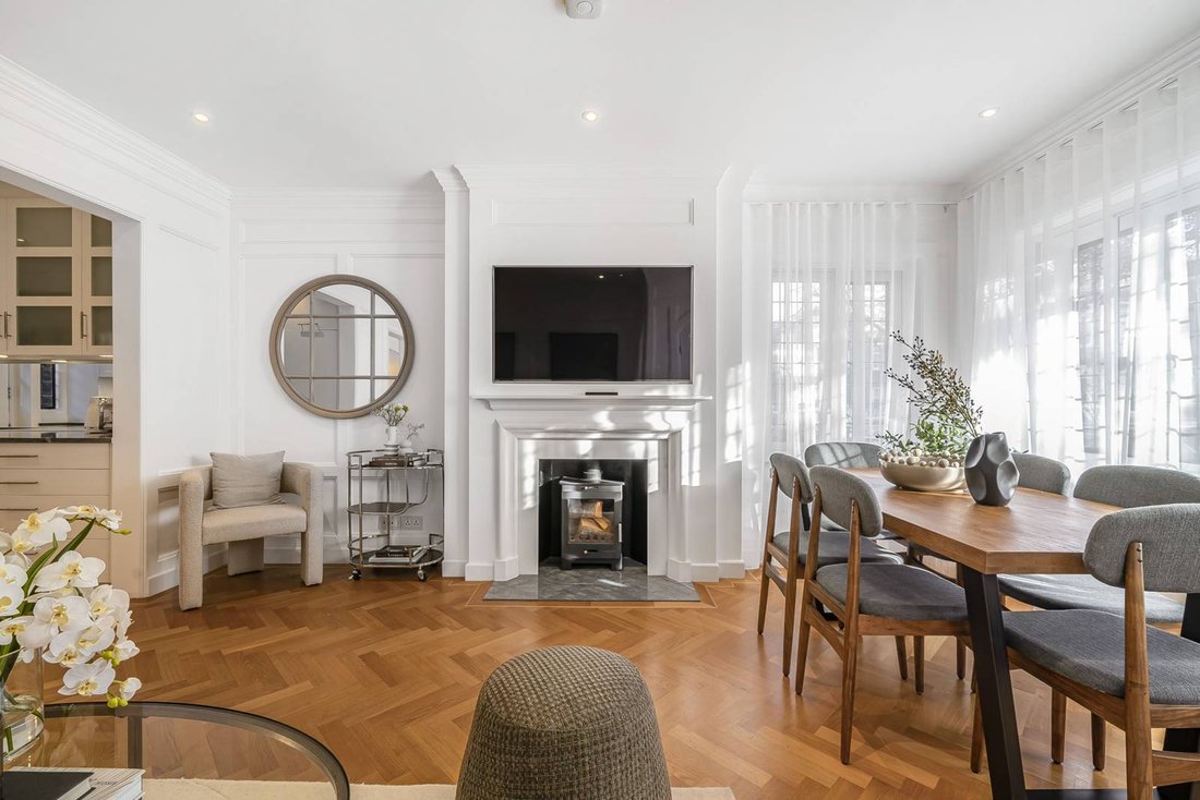House in Chelsea, Kensington And Chelsea, England 1 - 15594010