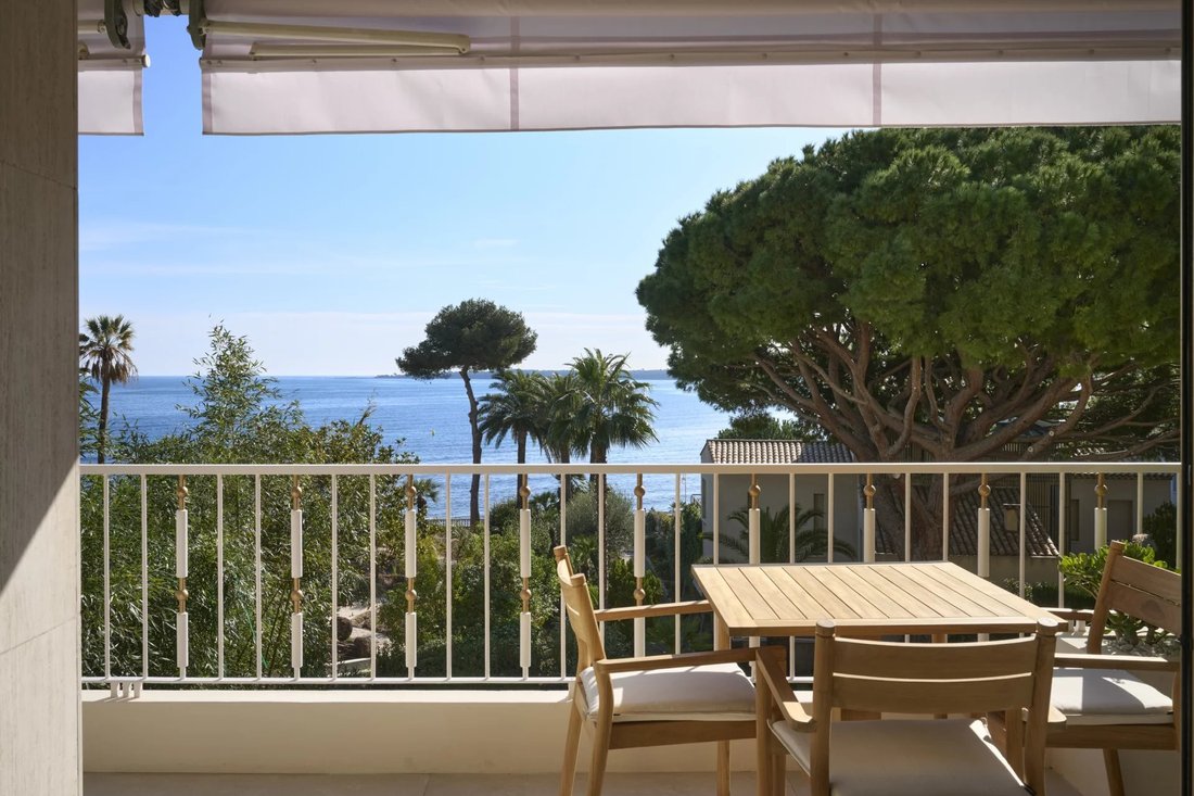 Apartment in La Source, Cannes, France 2 - 16183437