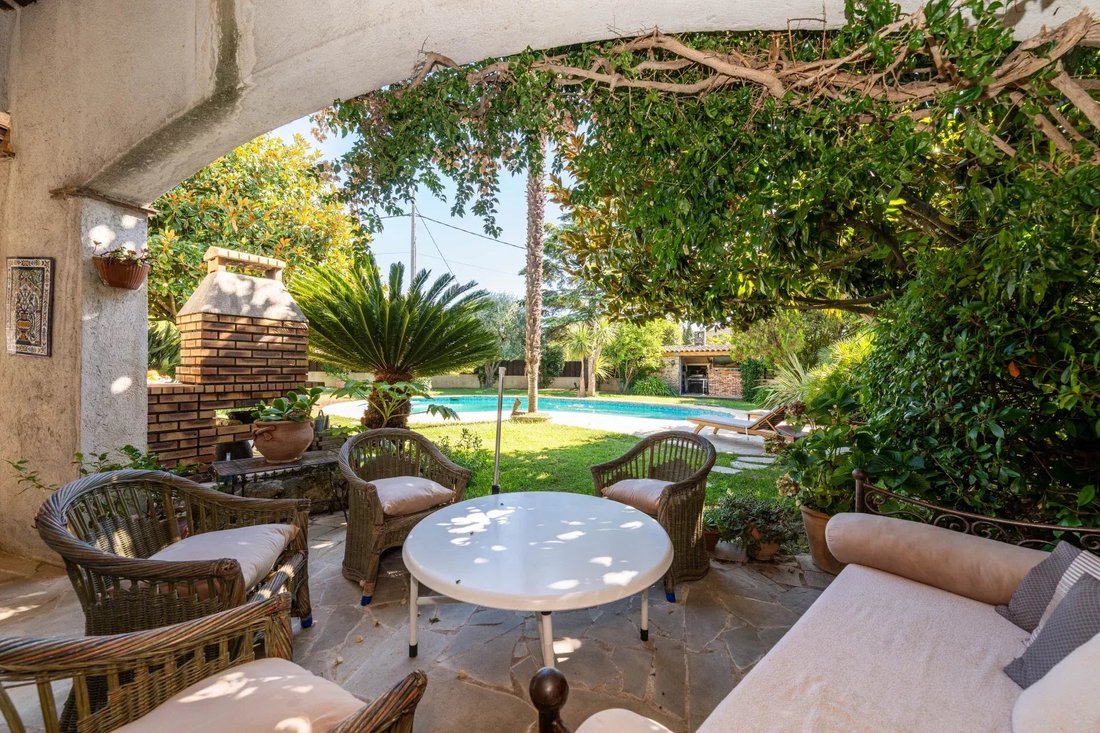 Villa in Mougins, Provence-Alpes-Côte d'Azur, France 3 - 16182947