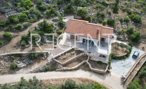 House in Vrbanj, Split-Dalmatia County, Croatia 1