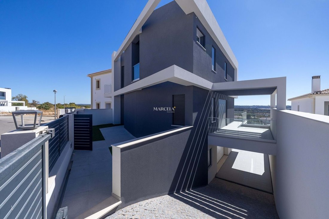 Villa a Mexilhoeira Grande, Algarve, Portogallo 1 - 16184096