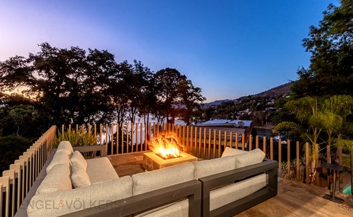 House in Valle de Bravo, State of Mexico, Mexico 1