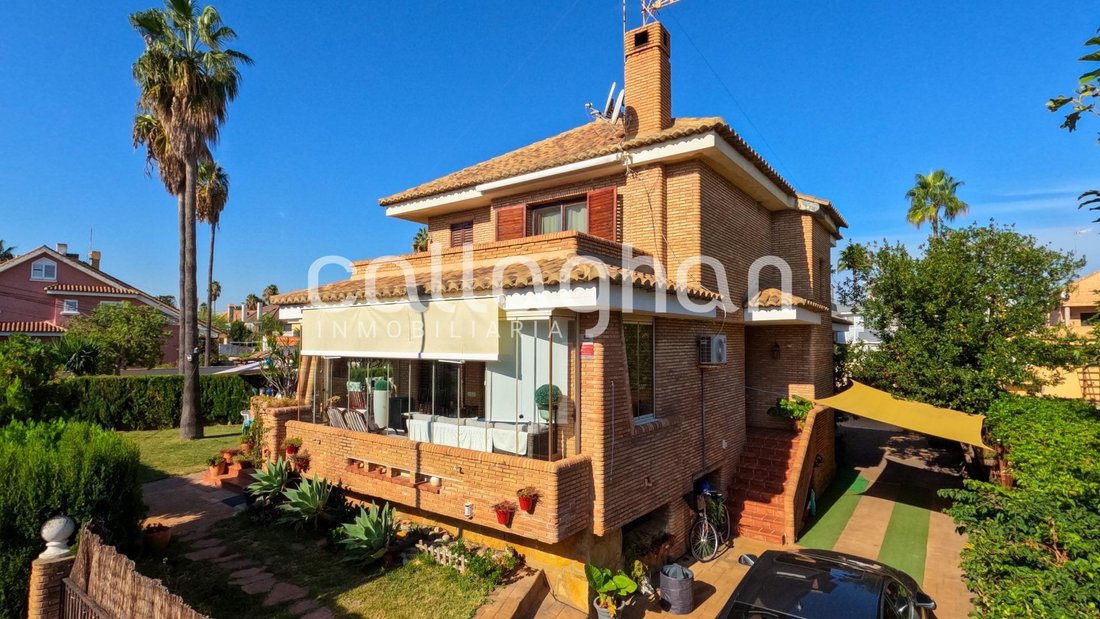 Villa in Sagunt / Sagunto, Valencian Community, Spain 1 - 16184583