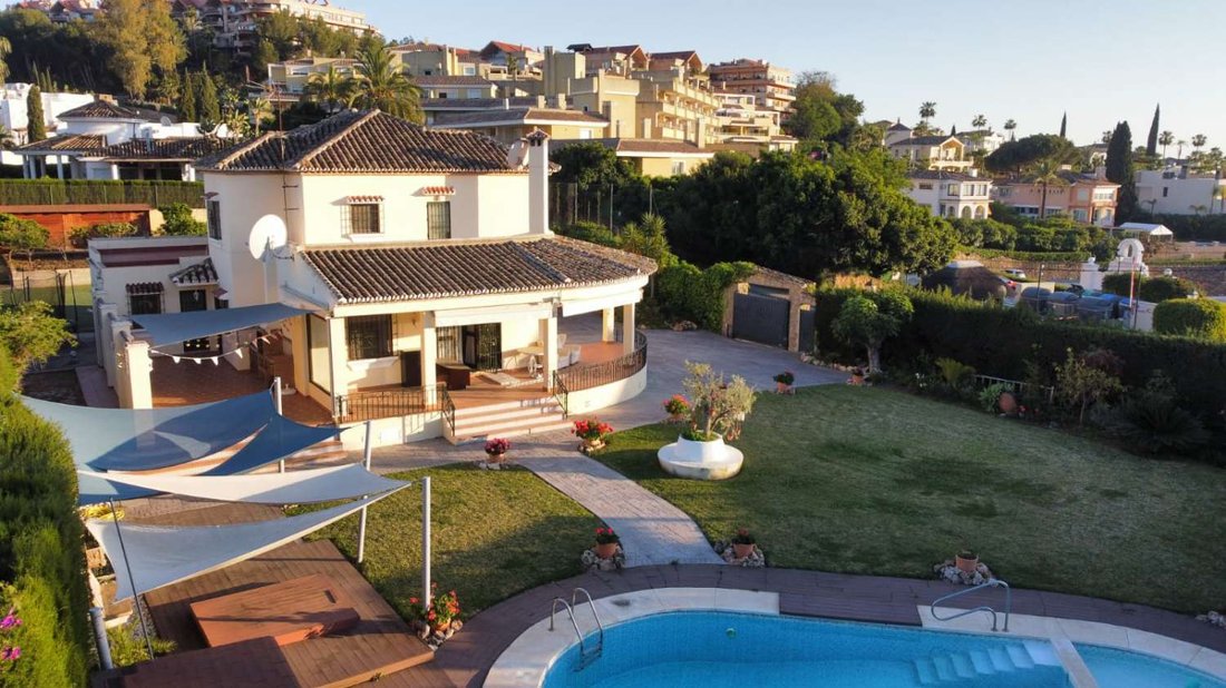 Villa in Nueva Andalucia, Marbella, Spain 3 - 16184331