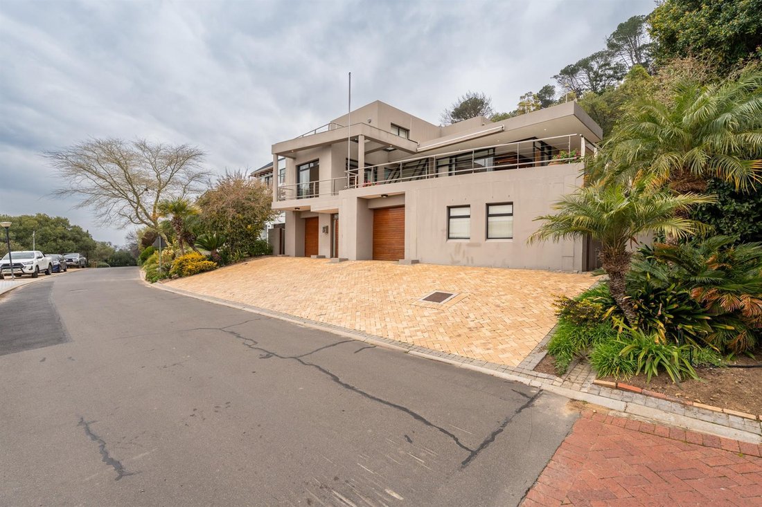 House in Hoog-En-Droog, Western Cape, South Africa 3 - 16184669
