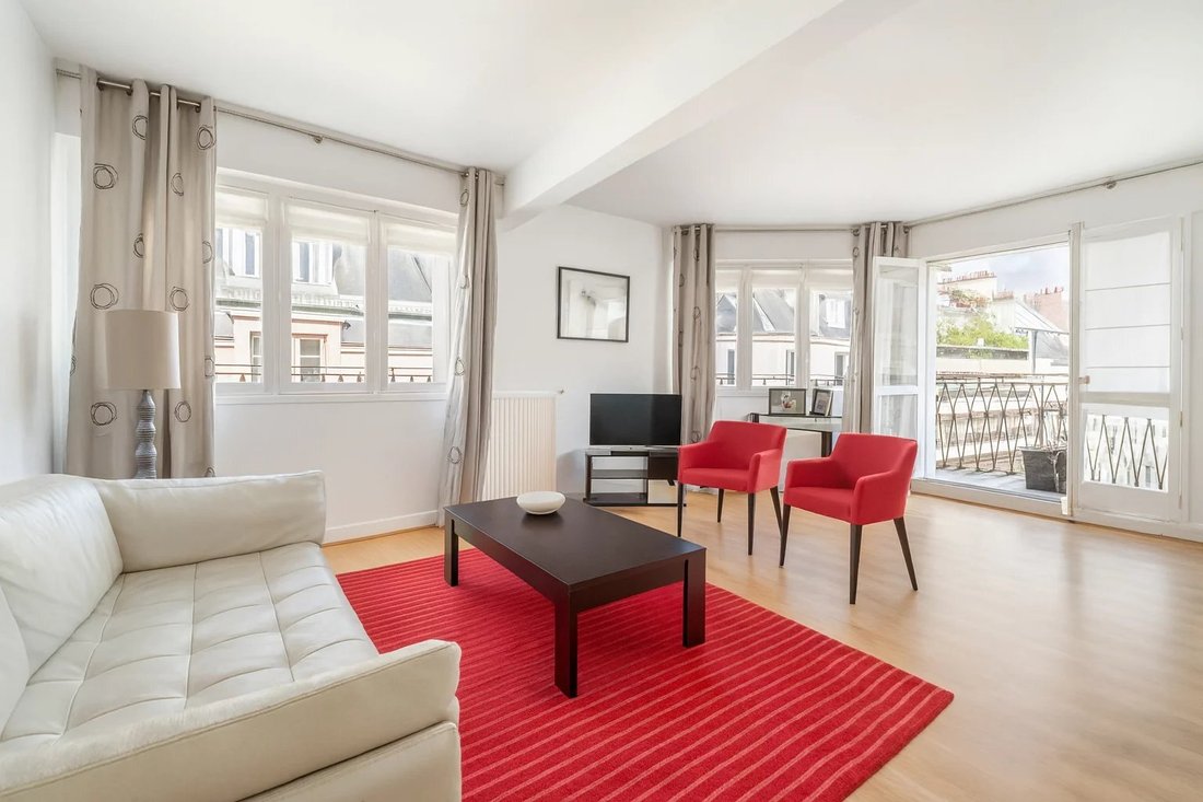 Apartment in Muette Nord, Paris 16e Arrondissement, Paris 1 - 16184366
