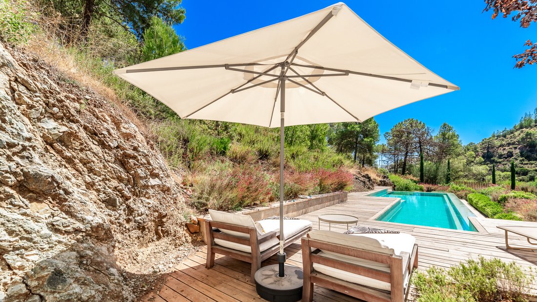 Villa in El Madroñal, Benahavis, Spain 2 - 15422375