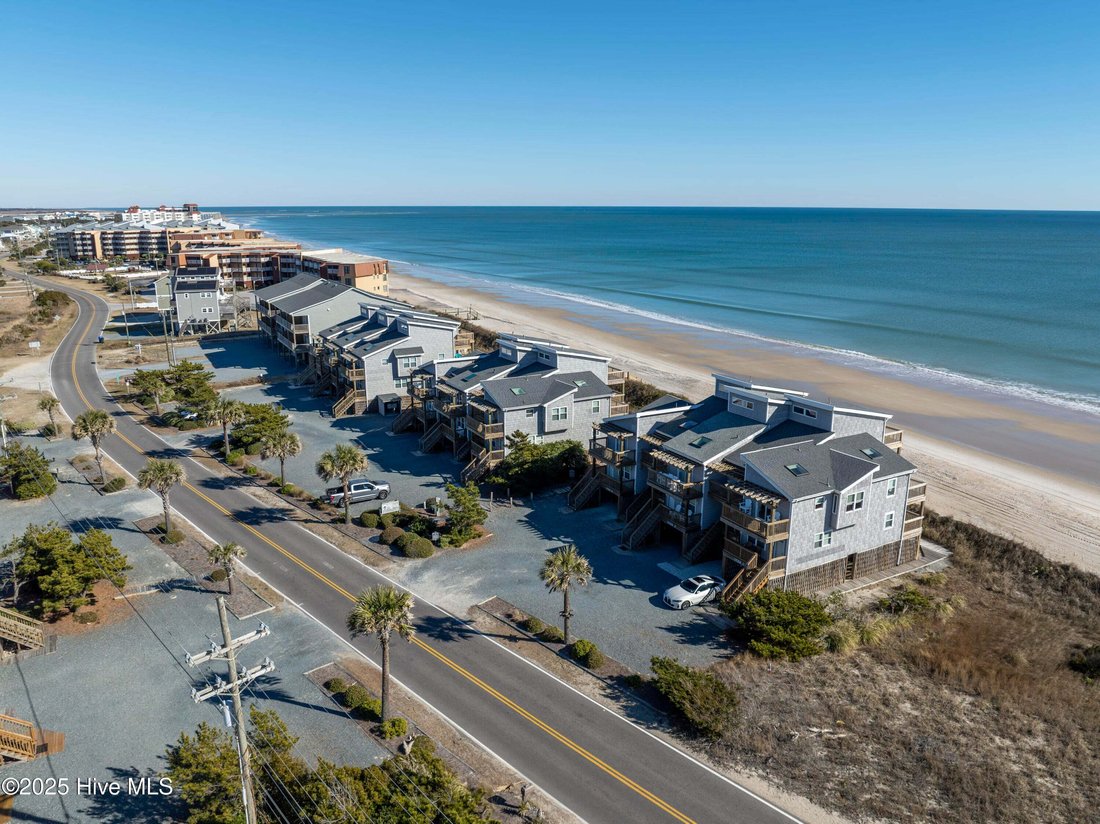 House in North Topsail Beach, North Carolina, United States 5 - 16184253