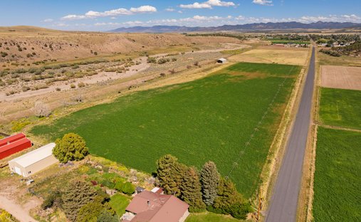 Land in Enterprise, Utah, United States 1