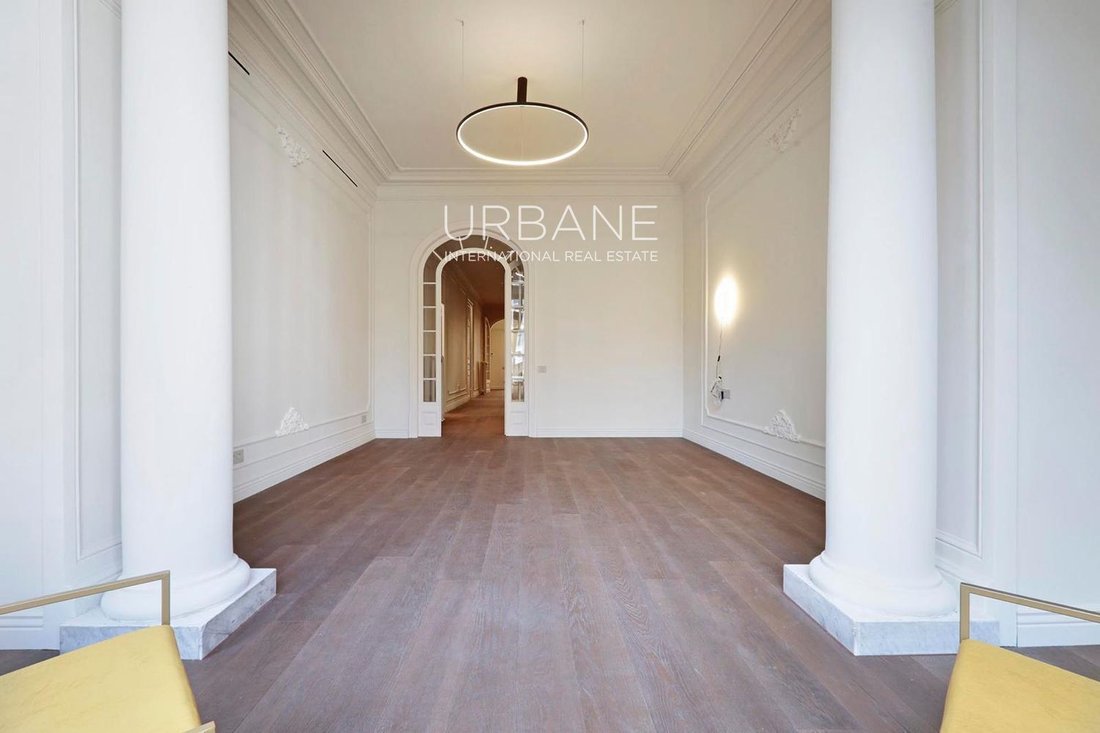 Wohnung in Eixample, Barcelona, Spanien 5 - 16186208