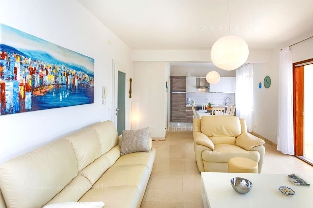 Apartment in Krk, Primorje-Gorski Kotar County, Croatia 4 - 16186675