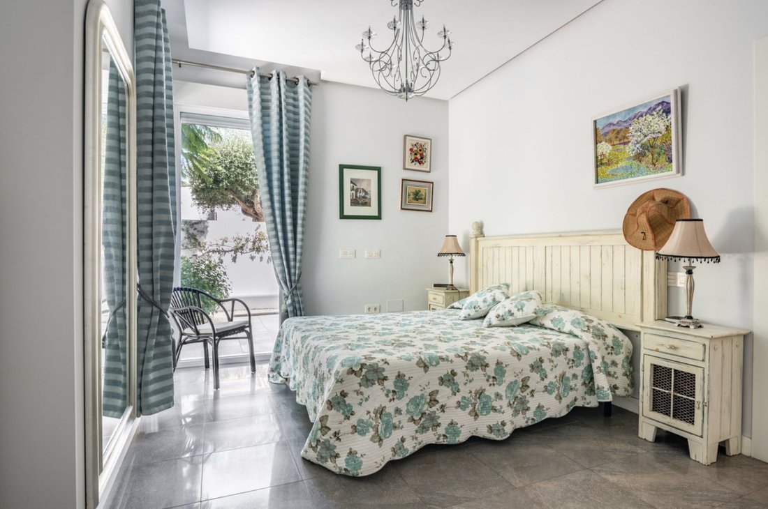 Villa en Marbella, Andalucía, España 2 - 16186851