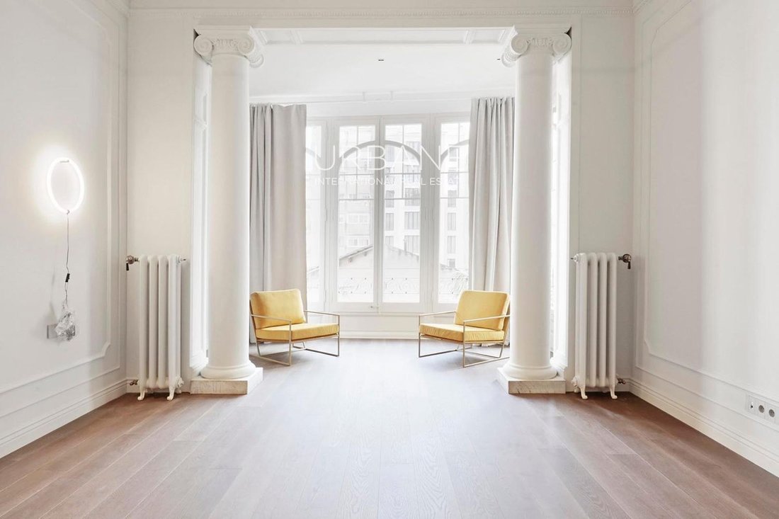 Wohnung in Eixample, Barcelona, Spanien 1 - 16186208