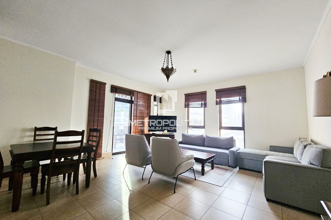 Apartment in Downtown Dubai, Dubai, United Arab Emirates 3 - 16187658