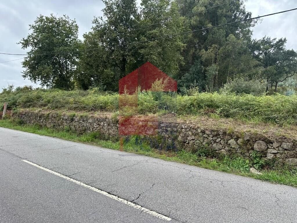Land in Valbom (Sao Pedro), Passo e Valbom (Sao Martinho), Braga, Portugal 2 - 16186630