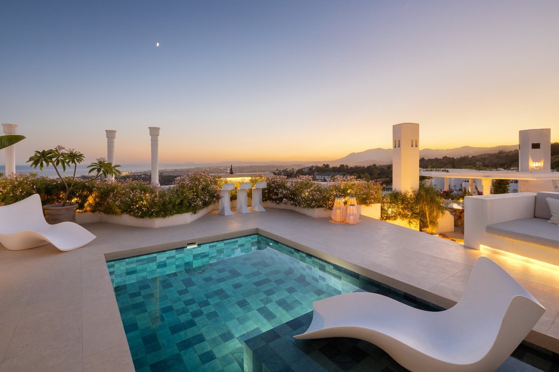 Apartment in Marbella, Andalusia, Spain 2 - 16186477