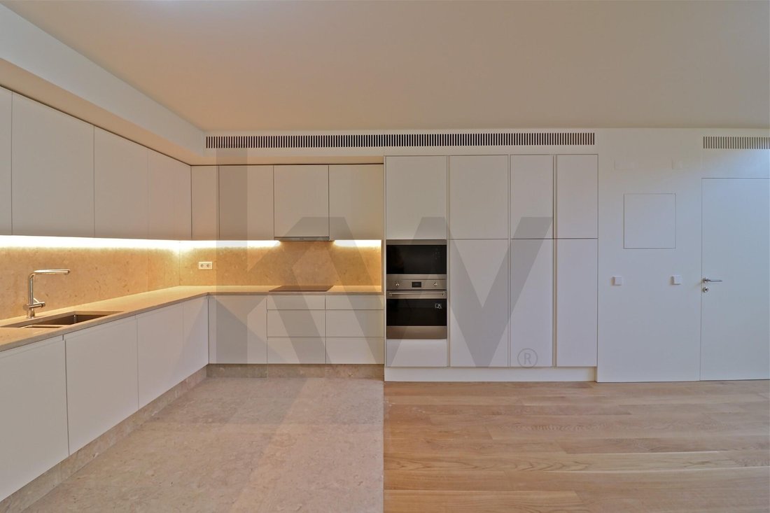 Apartment in Santo Antonio, Lisbon, Portugal 1 - 14902553