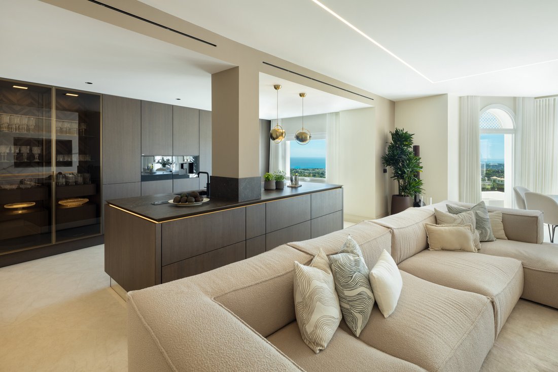 Apartment in Marbella, Andalusia, Spain 5 - 16186477