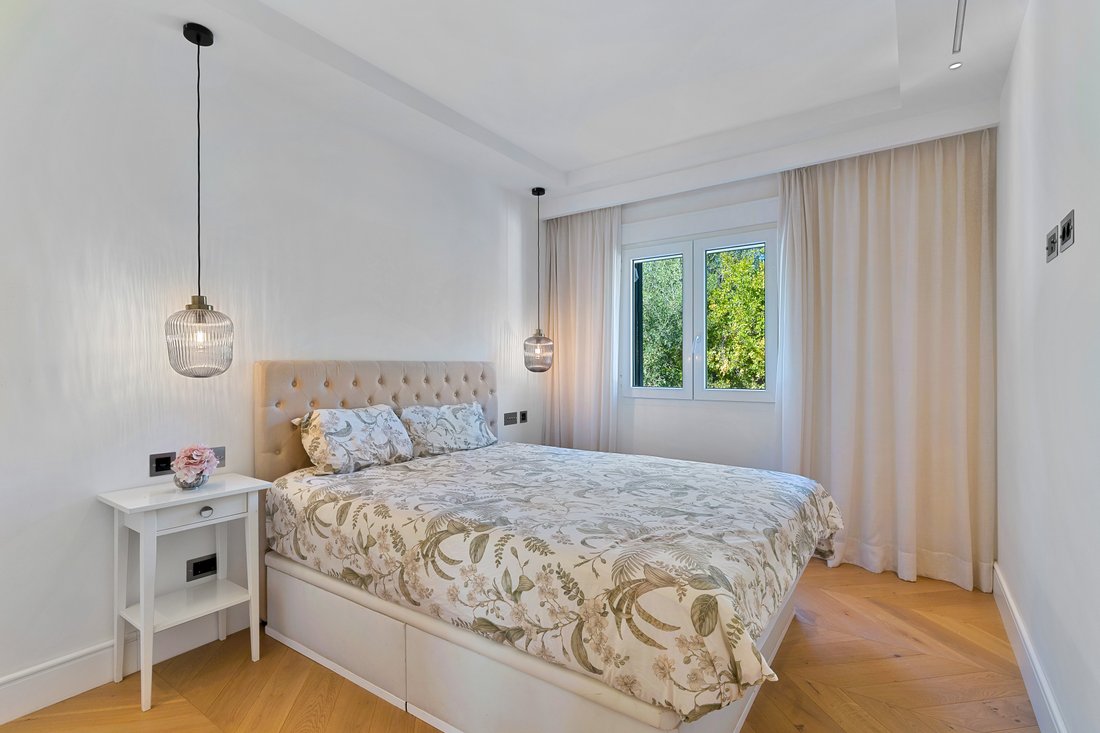 Villa in Rio Real, Marbella, Andalusia 5 - 16187842