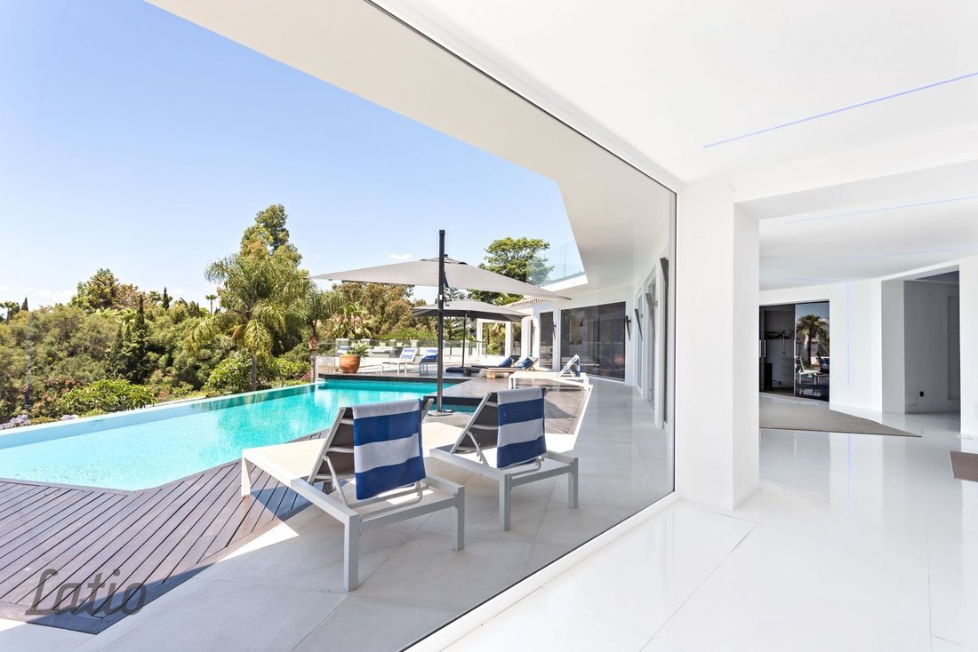 House in Elviria-Cabopino, Marbella, Spain 1 - 16188012