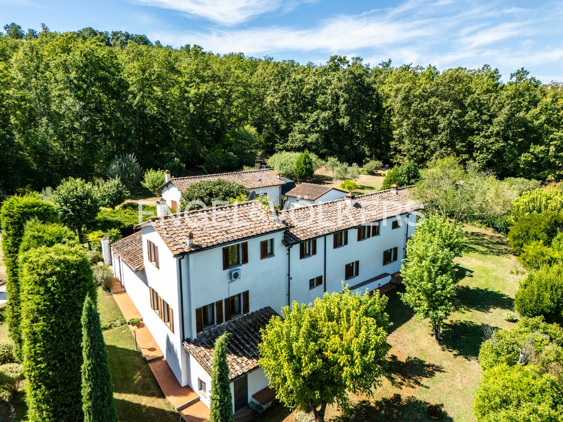 Villa in Center, Lastra a Signa, Tuscany 2 - 16188140