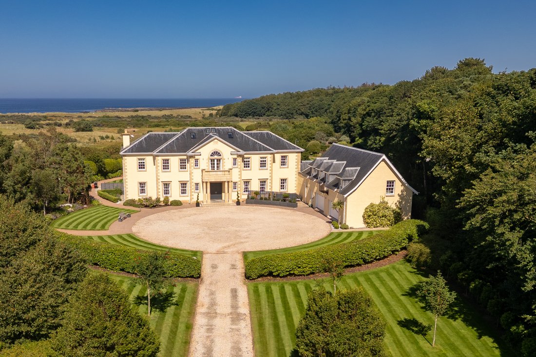 Villa in Dirleton, Scotland, United Kingdom 1 - 16188142