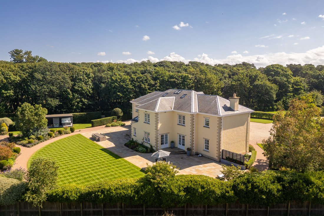 Villa in Dirleton, Scotland, United Kingdom 2 - 16188142