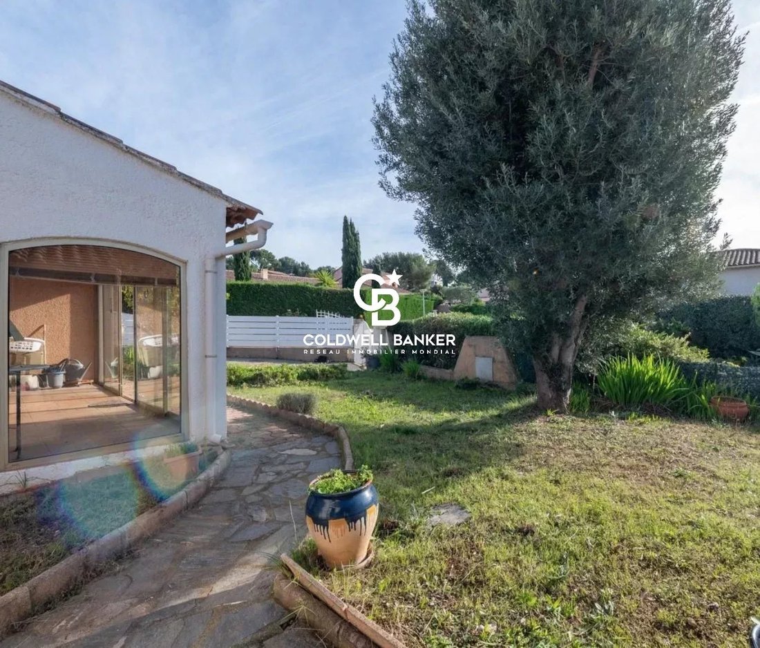 House in Le Lavandou, Provence-Alpes-Côte d'Azur, France 5 - 16188844