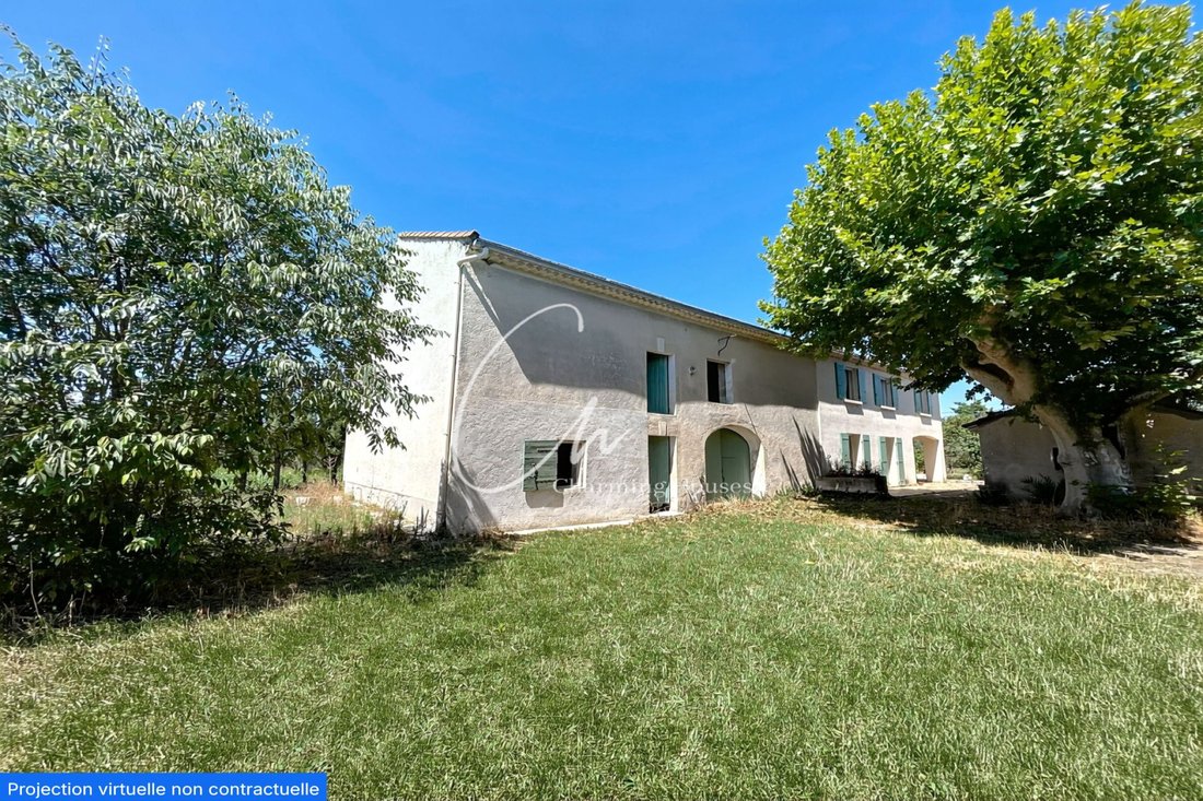 Villa in Châteaurenard, Provence-Alpes-Côte d'Azur, France 2 - 14840255